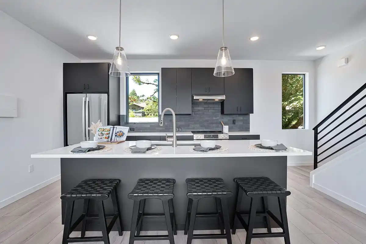 7290 SW 13th Dr Portland OR_15